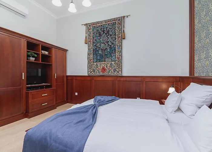 Elegant Apartments